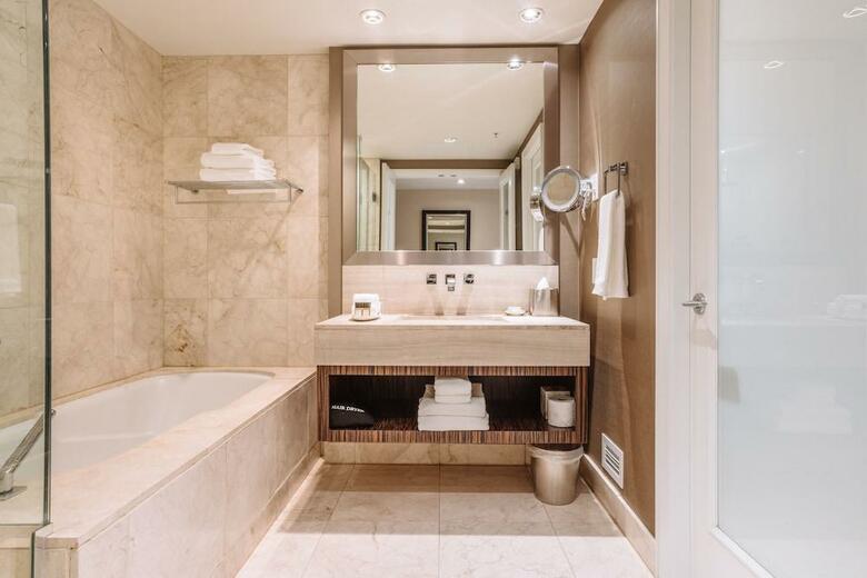 L'hermitage Hotel