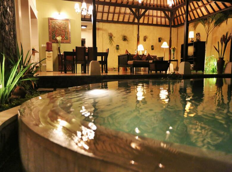 Hotel The Sanyas Suite