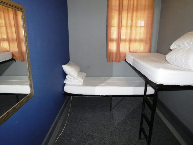 Hostal Riverlodge Backpackers