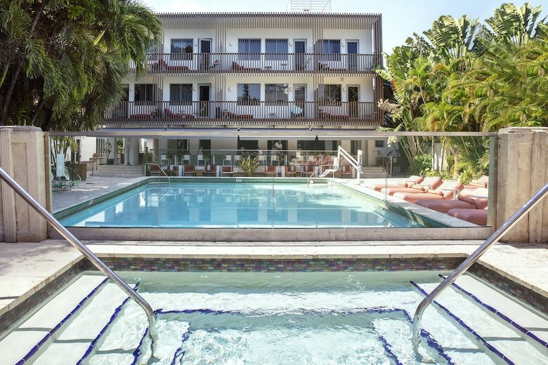 Hotel The Hall South Beach