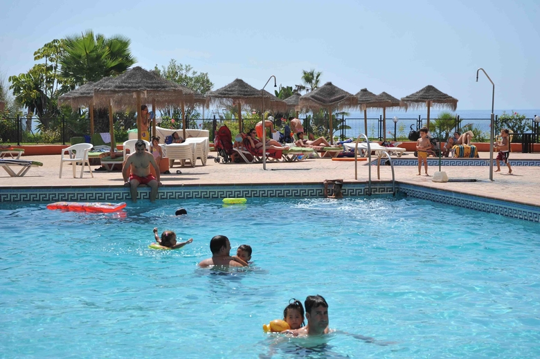 Apal Apartahotel