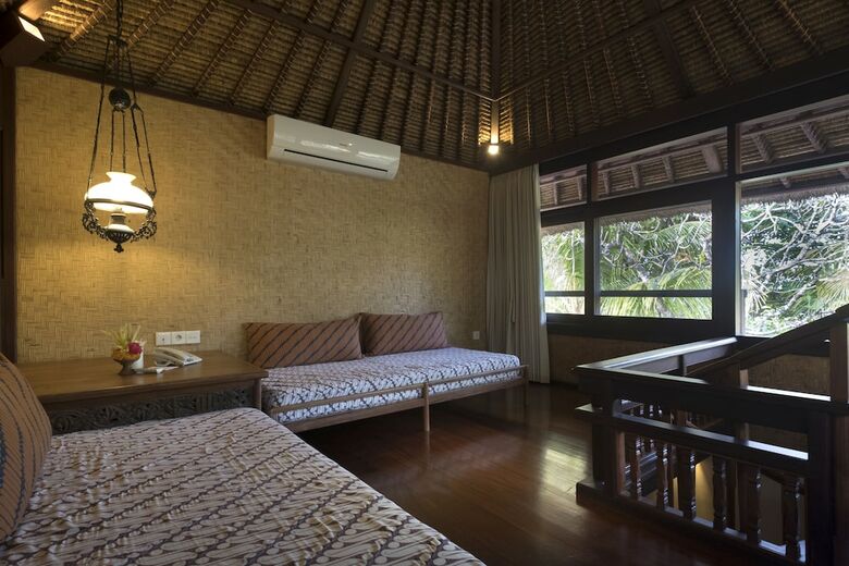 Hotel Tandjung Sari