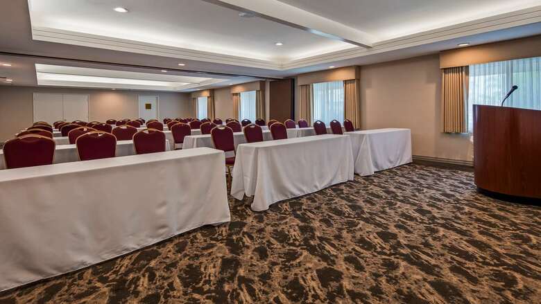 Hotel Bw Plus Executive Inn (bs
