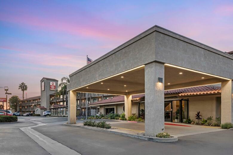 Hotel Bw Plus Executive Inn (bs