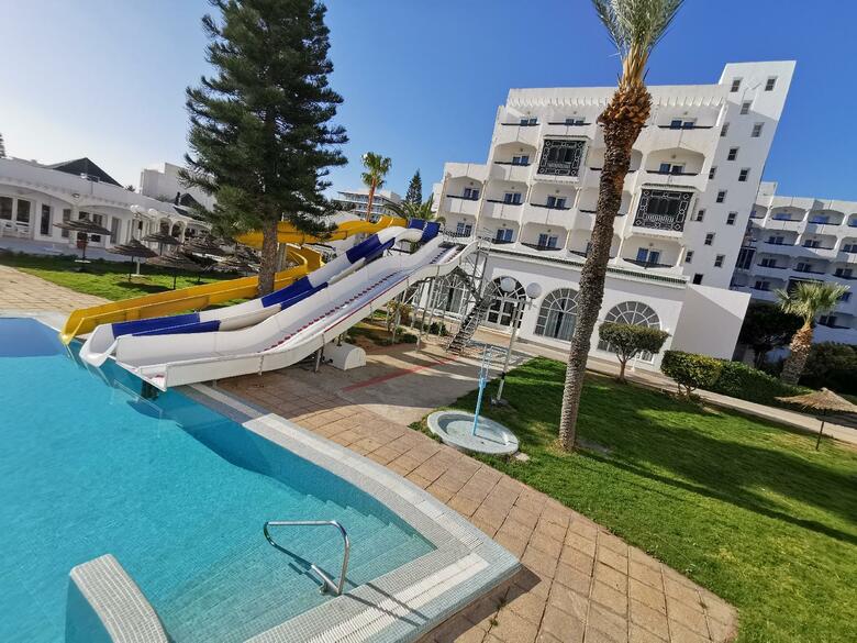 Hotel Jinene