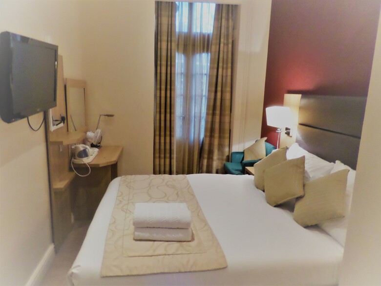 Lancaster Court Hotel