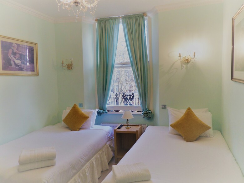 Lancaster Court Hotel