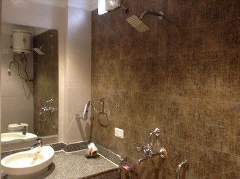 Bed & Breakfast Hotel Metro Tower
