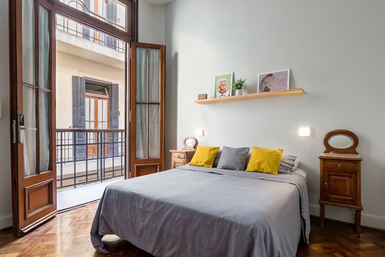 Hostal Milhouse Avenue