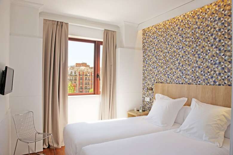 Hotel Chic & Basic Velvet