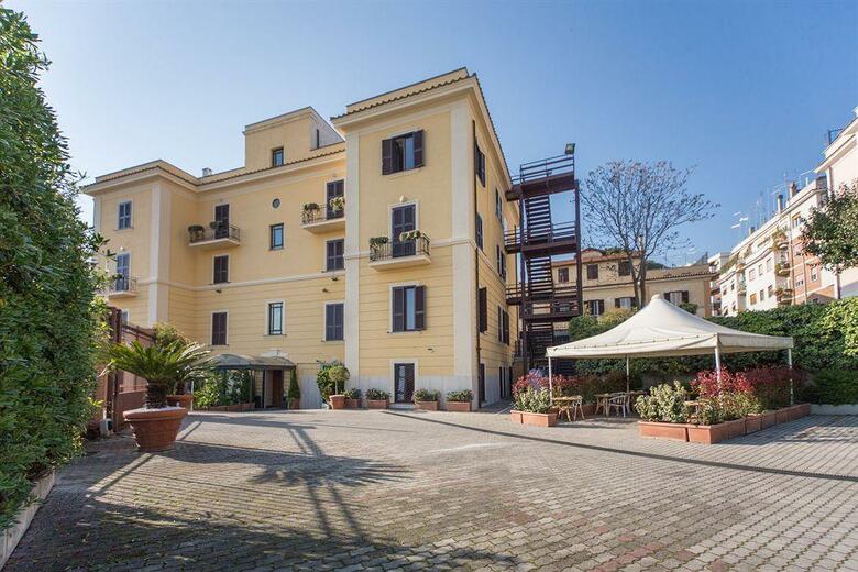 Hotel Roma Park