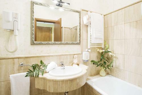 Hotel Selene