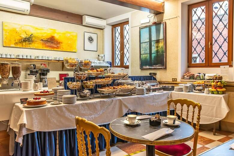 Hotel La Fenice Et Des Artistes