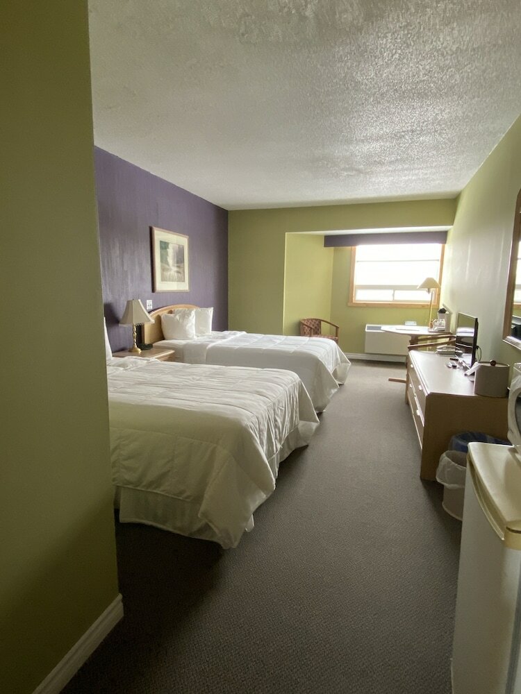 Hotel Riverside Resort  Conference Center