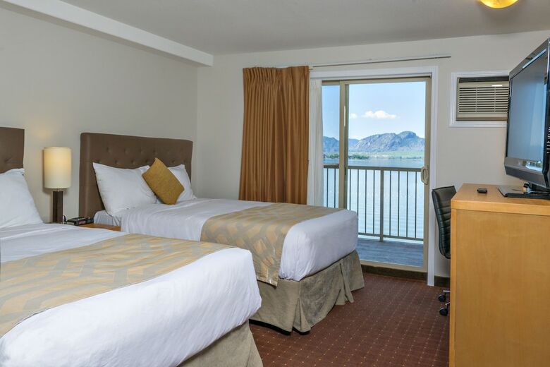 Coast Osoyoos Beach Hotel