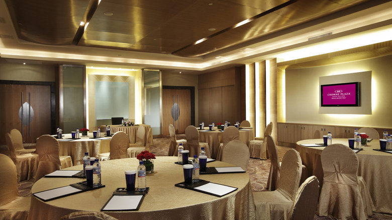 Hotel Crowne Plaza Yantai Sea