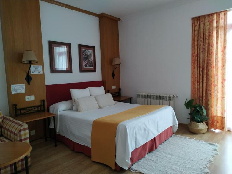 Hotel El Cruce