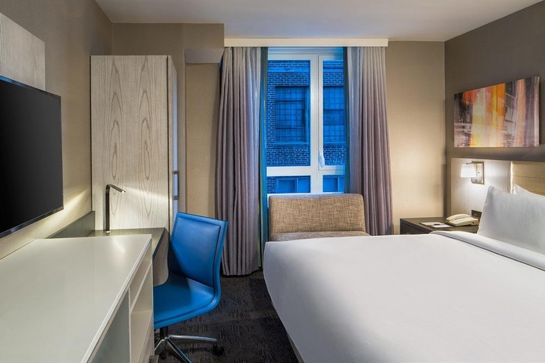 Hotel Doubletree By Hilton New York Times Square West