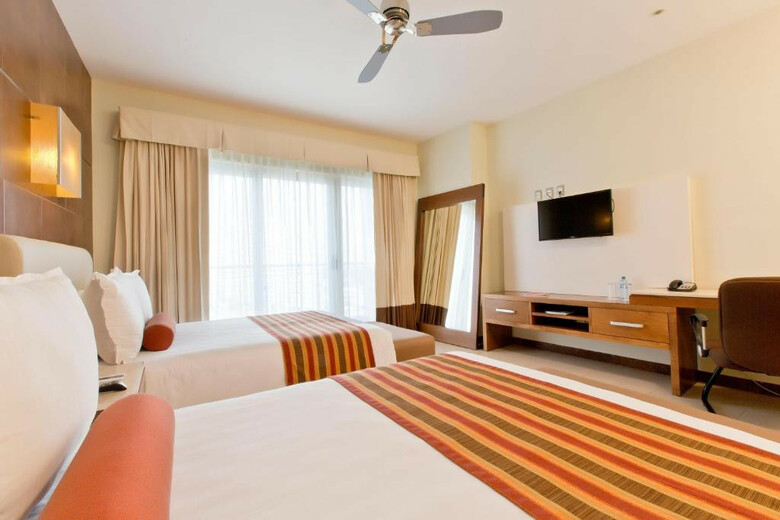 Hotel Krystal Urban Canc�n-malec�n