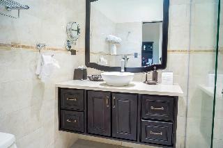 Monterey Del Mar Hotel