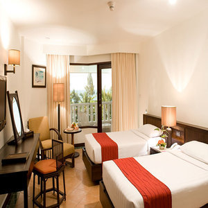 Hotel Aonang Villa