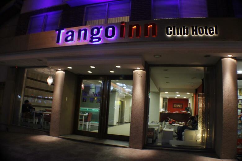 Hotel Tango Inn