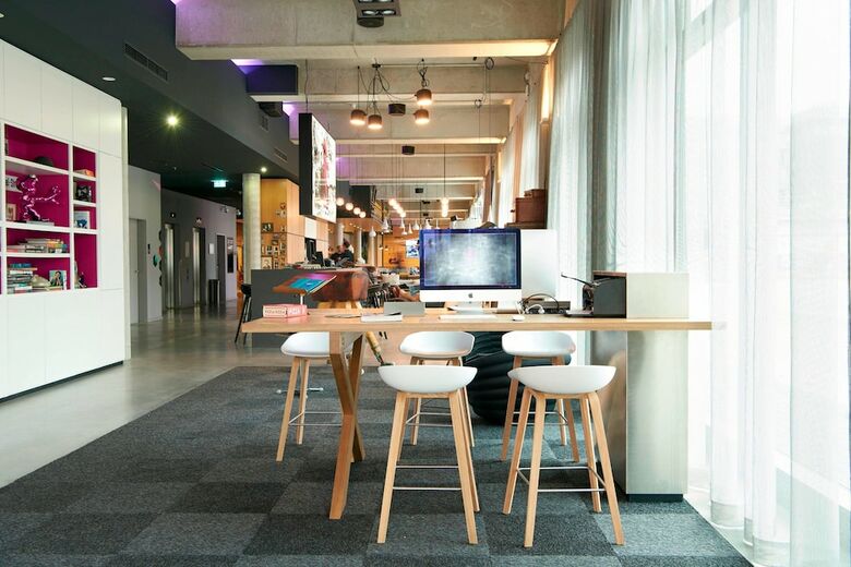 Hotel Moxy Berlin Ostbahnhof