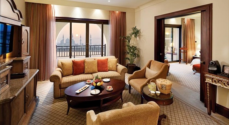 Hotel Shangri La Qaryat Al Beri