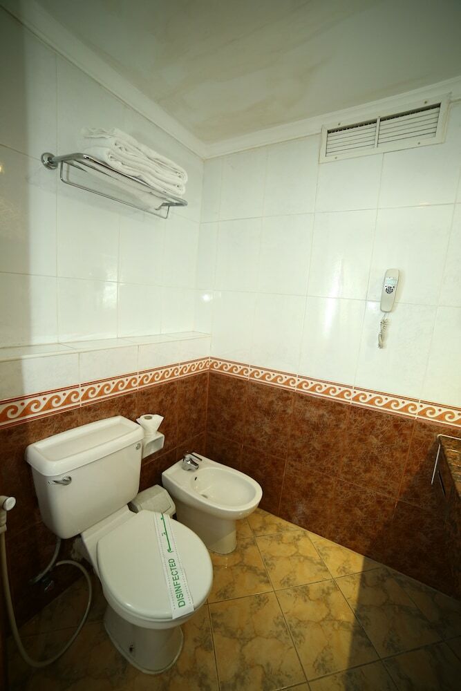 Awal Hotel