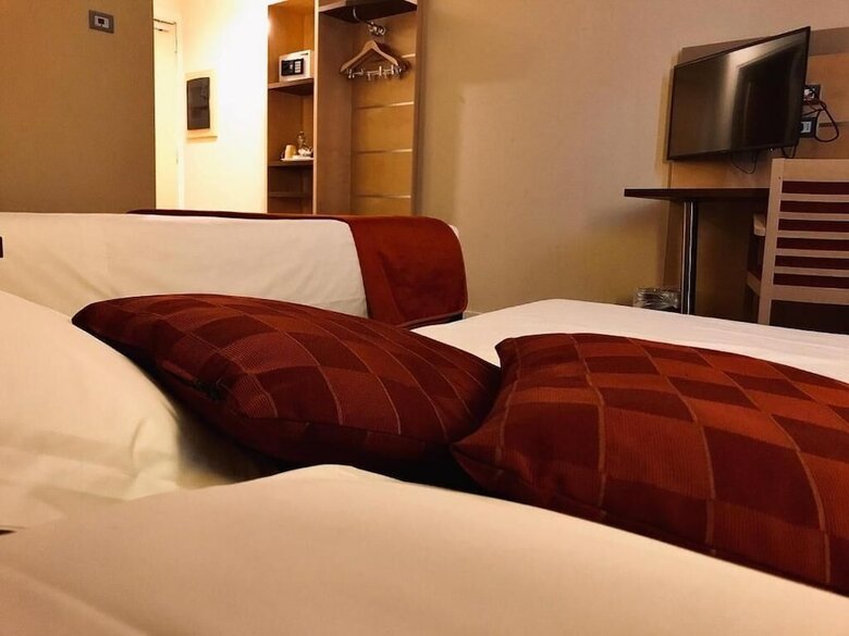 Hotel Holiday Inn Exp Bergamo West