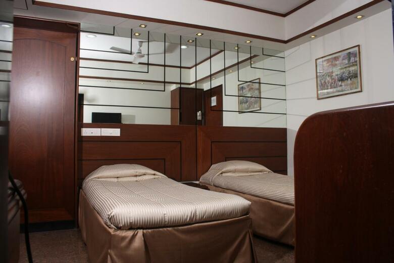 Hotel Karl Residency