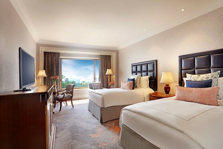 Hotel Taj Lands End