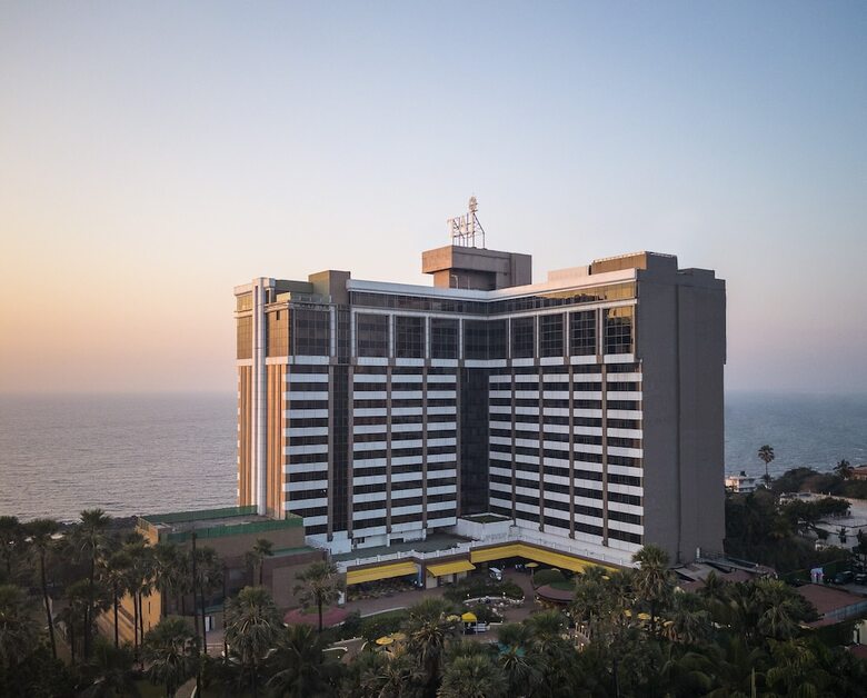 Hotel Taj Lands End