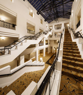 Hyatt Hotel Canberra A Park Hy