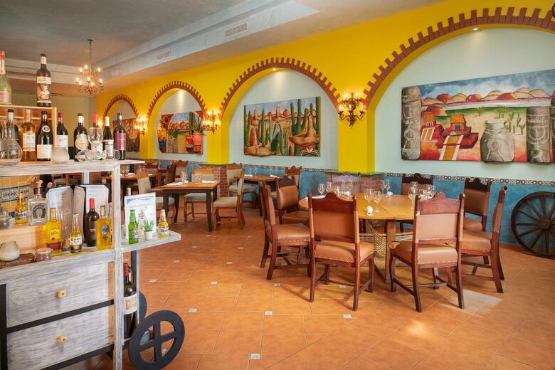 Hotel Ocean Blue & Sand Beach Resort - All Inclusive