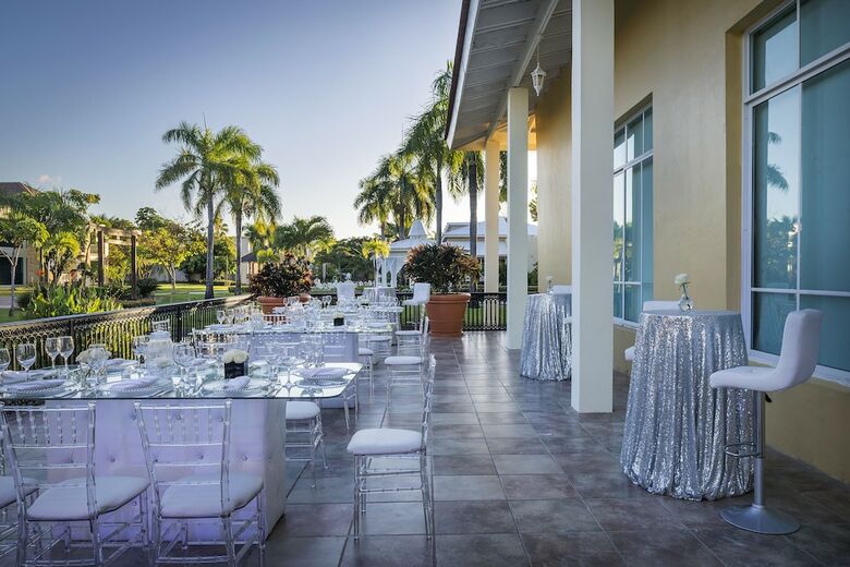 Hotel Ocean Blue & Sand Beach Resort - All Inclusive