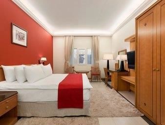 Hotel Ramada Qurum Beach