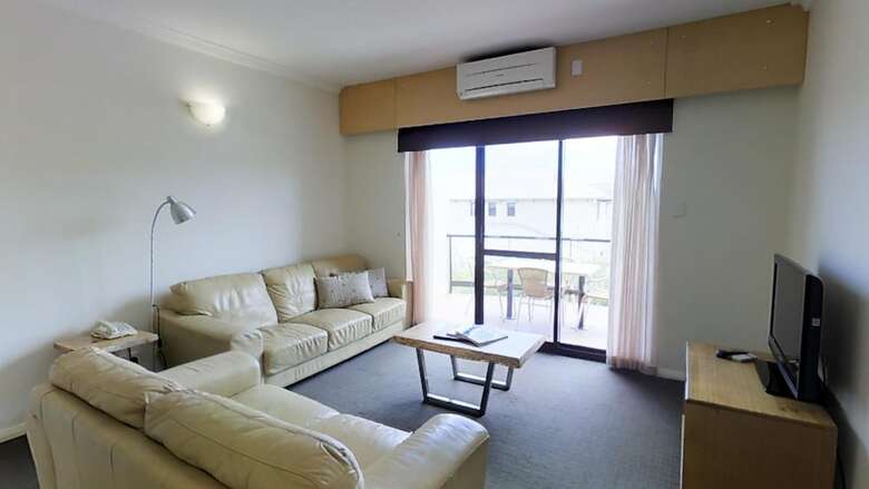 Hotel Margarets Beach Resort