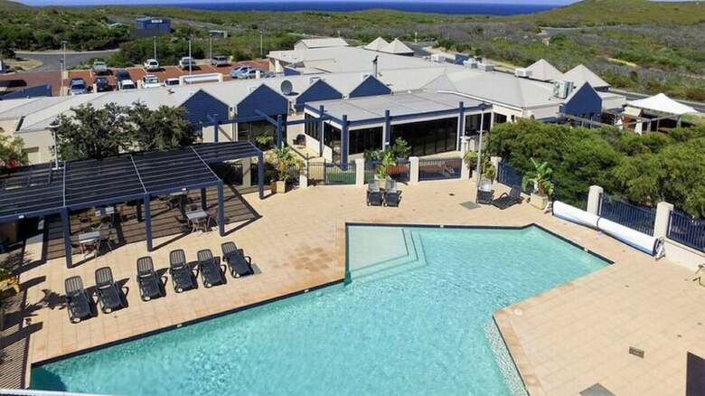 Hotel Margarets Beach Resort