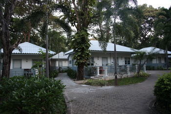 Hotel The Green Park Resort