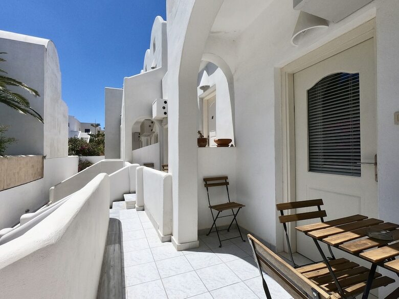 Hotel Anny Studios Perissa Beach