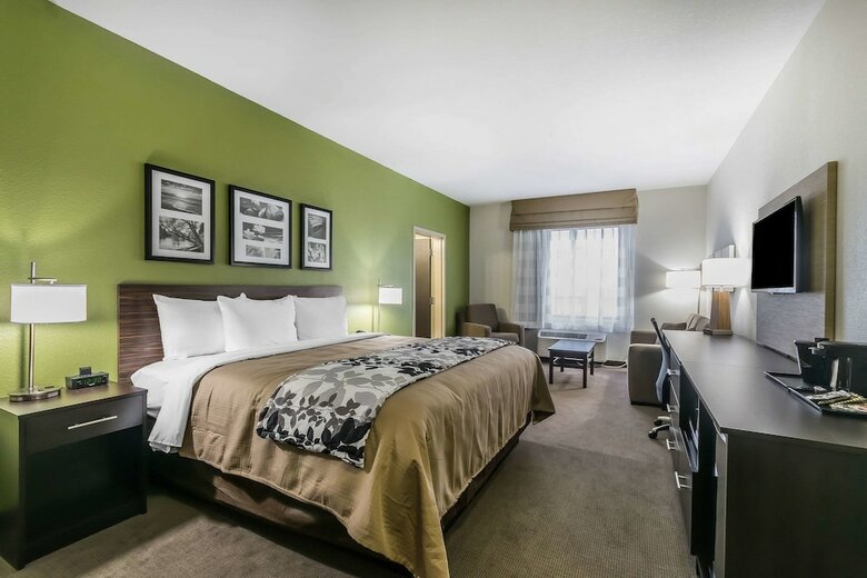 Hotel Sleep Inn & Suites