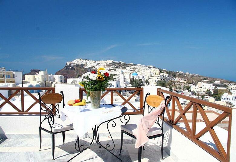 Hotel Santorini Palace