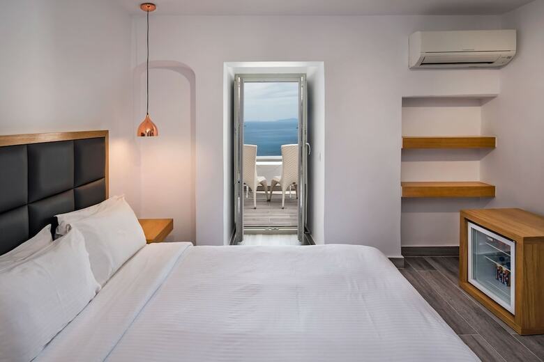 Hotel Thireas