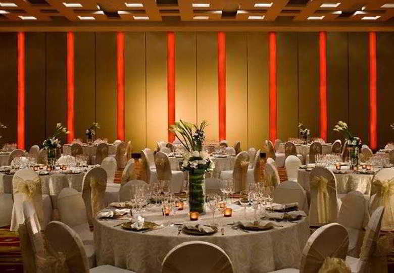 Hotel Renaissance Zhongshan Park