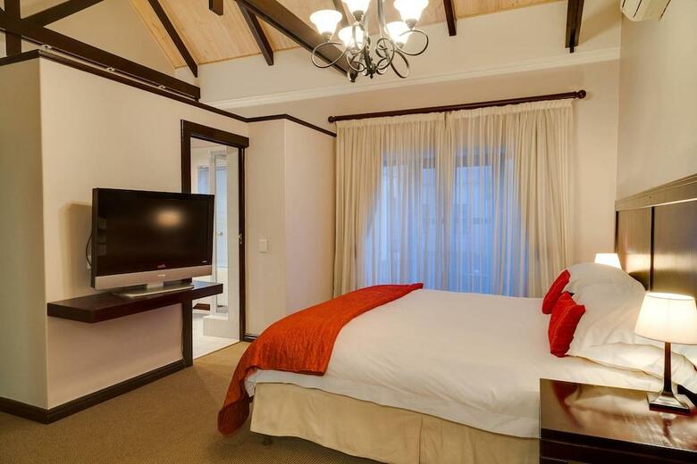 Hotel Protea Dorpshuis