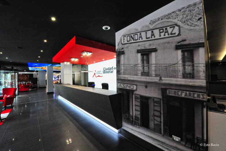 Hotel & Spa Ciudad de Bin�far