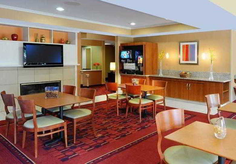 Hotel Residence Inn By Marriott Central Expressway
