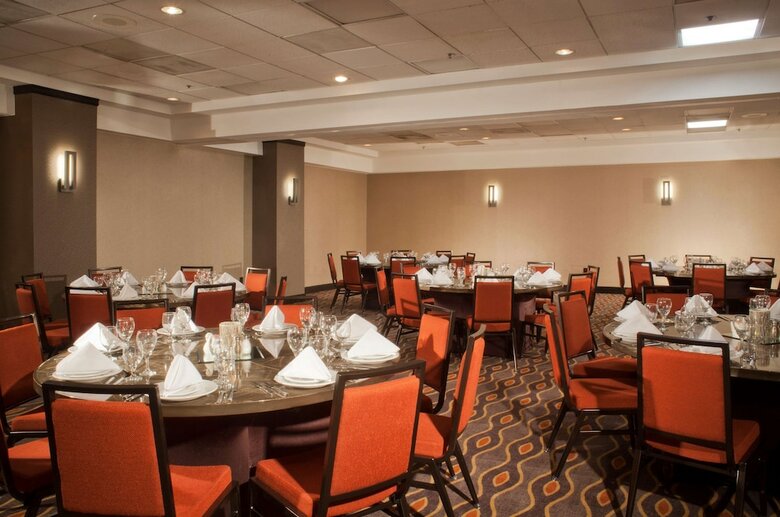 Hotel *embassy Suites Austin - Arboretum*
