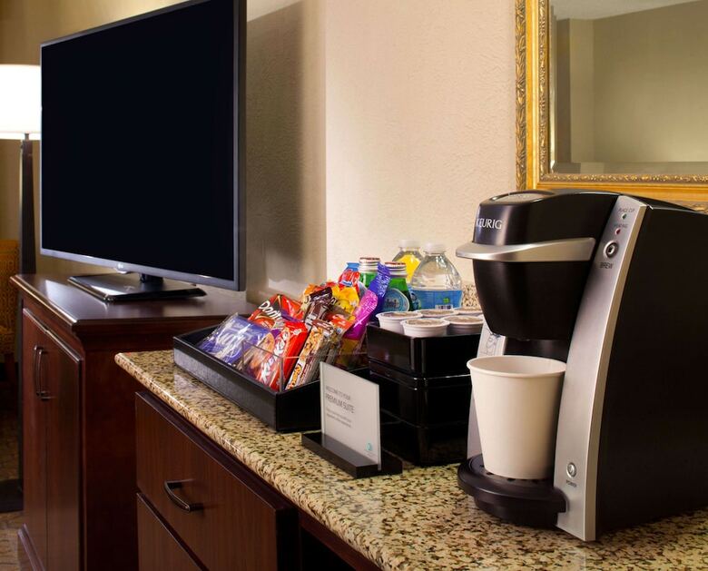 Hotel *embassy Suites Austin - Arboretum*